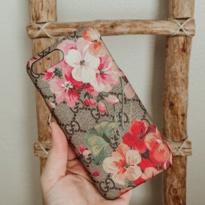 Gucci iPhone 8+ Phonecase